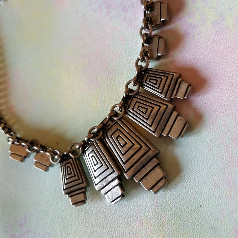 Lia sophia Crystal Necklace - Picture 4 of 4